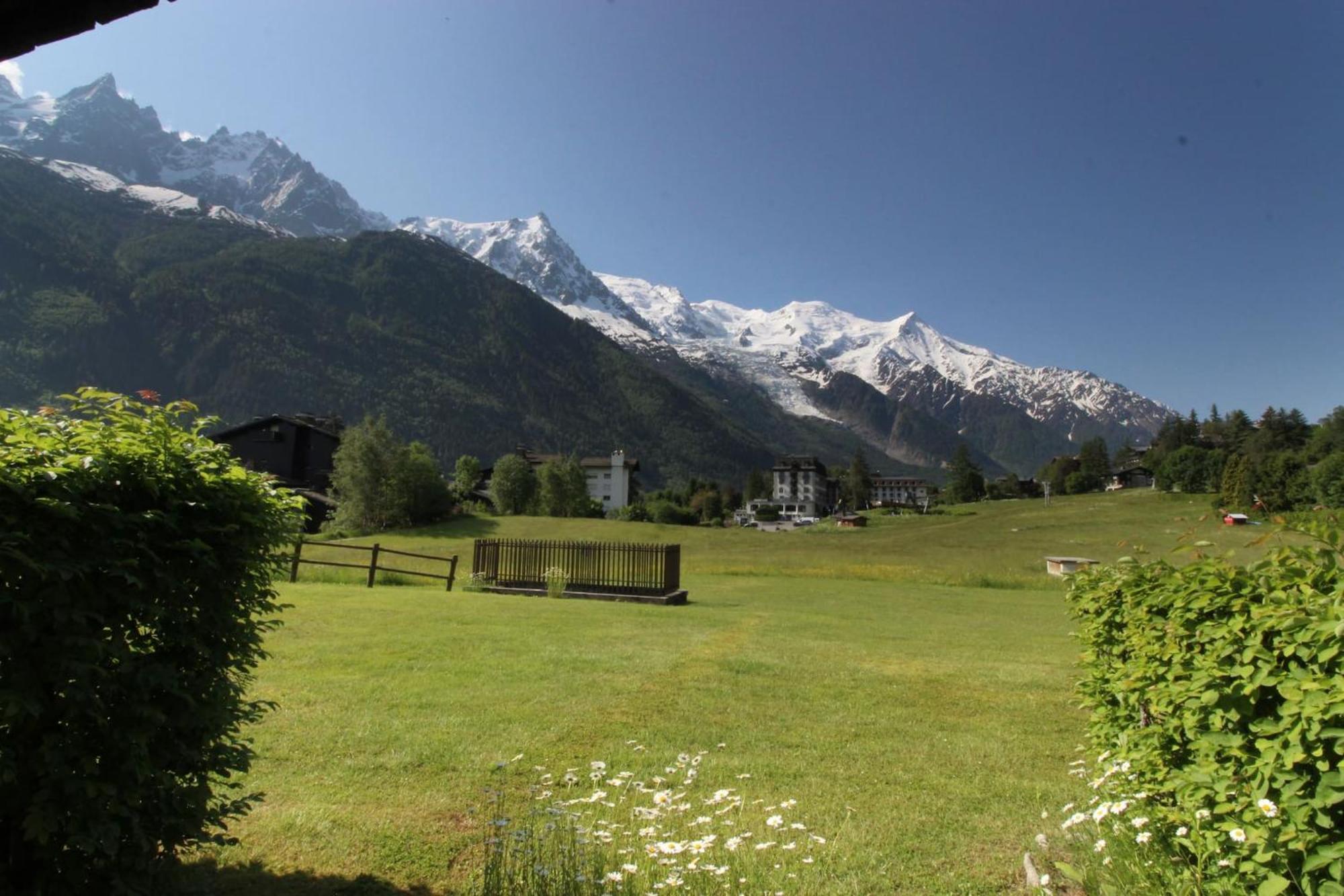 Le Savoy - Terrasse Avec Vue Sur Le Mont-Blanc Appartement Chamonix Buitenkant foto